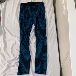 Women’s Nike Pro leggings